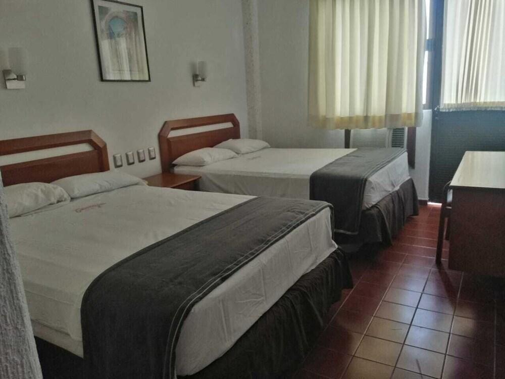 Hotel Candilejas Playa Veracruz Exterior photo